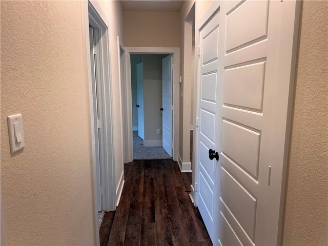 914 Fork Court, College Station, TX 77845