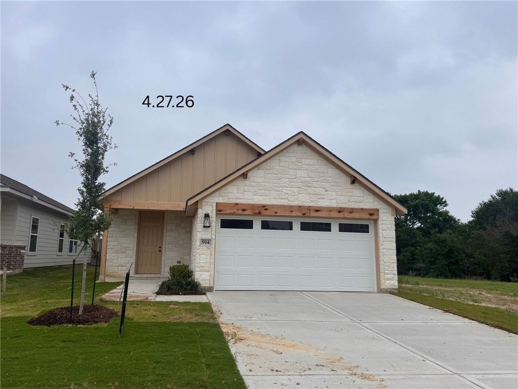914 Fork Court, College Station, TX 77845