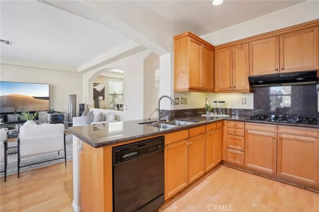 2889 Plaza Del Amo 405, Torrance, CA 90503