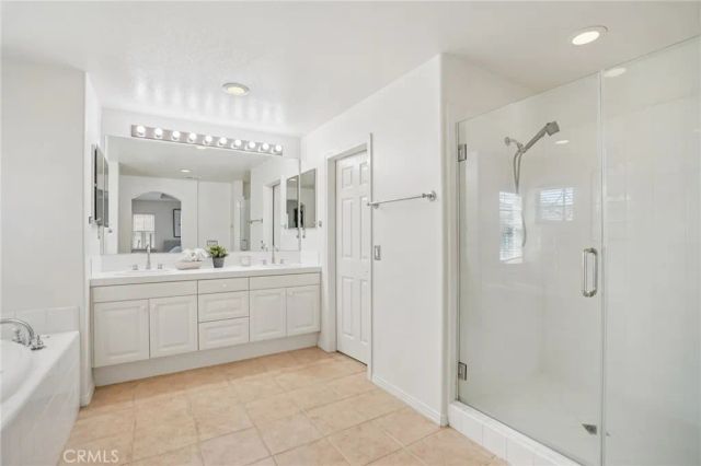 2889 Plaza Del Amo 405, Torrance, CA 90503