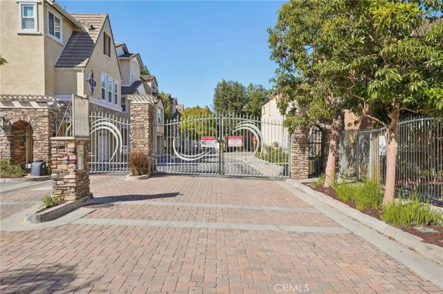 2889 Plaza Del Amo 405, Torrance, CA 90503