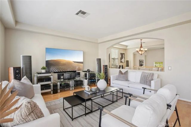 2889 Plaza Del Amo 405, Torrance, CA 90503