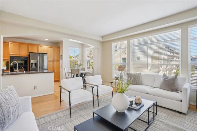 2889 Plaza Del Amo 405, Torrance, CA 90503