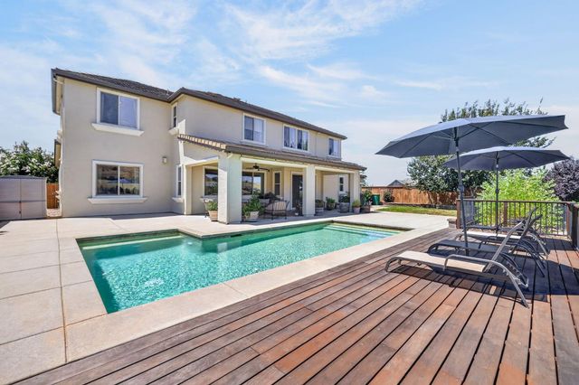 1181 Cornerstone Dr, El Dorado Hills, CA 95762