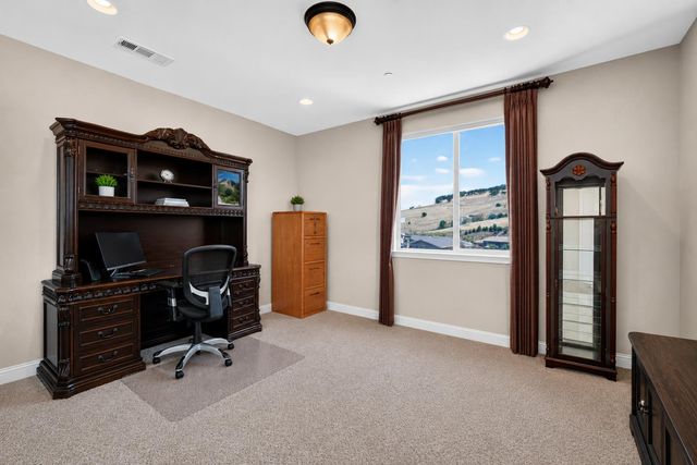 1181 Cornerstone Dr, El Dorado Hills, CA 95762