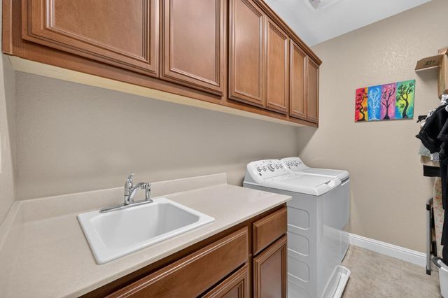 1181 Cornerstone Dr, El Dorado Hills, CA 95762
