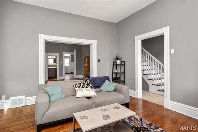 1133 Talmage Avenue, St Louis, MO 63110