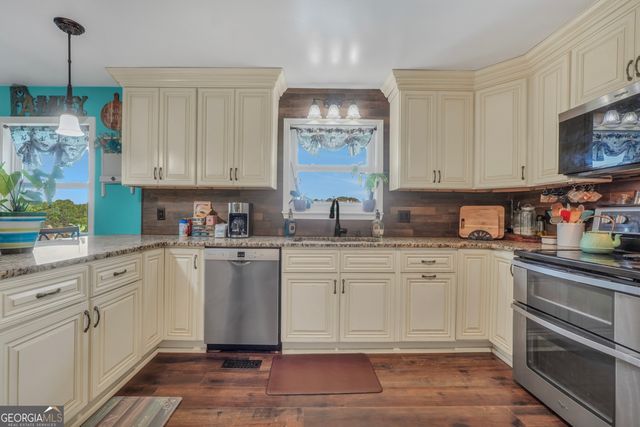 876 Simpson Mill Road, Locust Grove, GA 30248