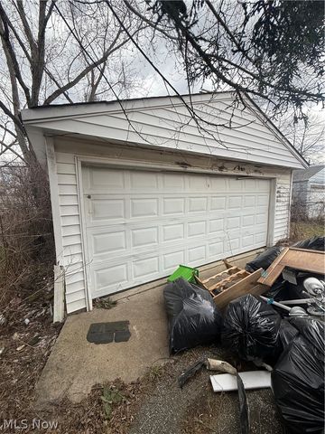 13605 Melzer Avenue, Cleveland, OH 44120