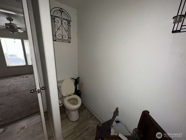 241 E Park Loop, Shelton, WA 98584