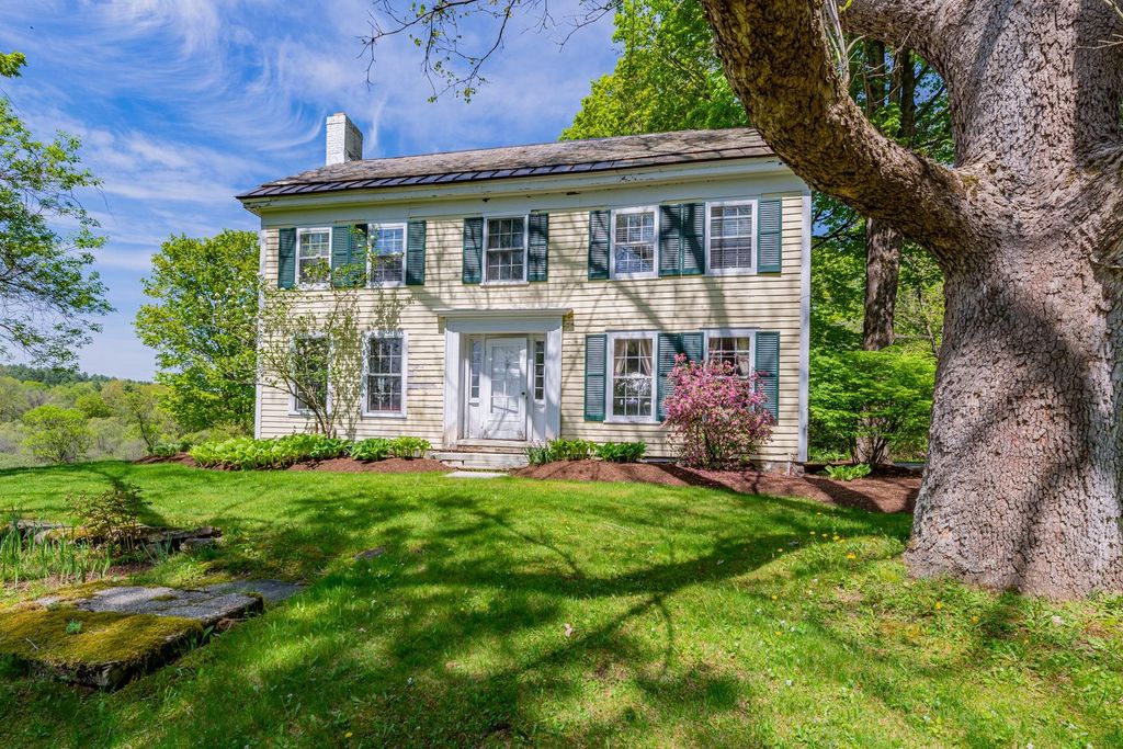 1589 Richville Road, Manchester, VT 05255