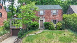 752 N Meadowcroft Ave, Mt Lebanon, PA 15216