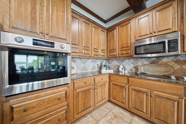 57425 E Highway 125 E 2043 & 2024, Afton, OK 74331