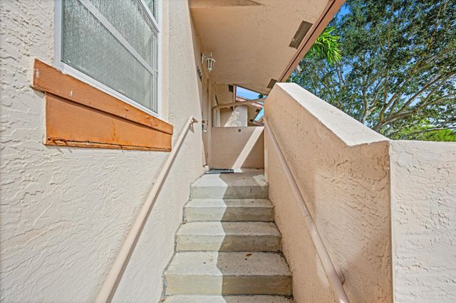 4534 Oak Terrace Drive, Greenacres, FL 33463