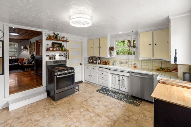 18 Lower Cutter Drive, Watsonville, CA 95076