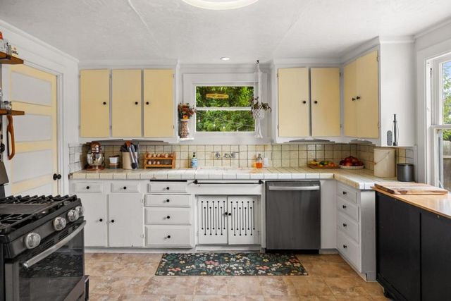 18 Lower Cutter Drive, Watsonville, CA 95076