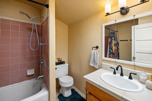 18 Lower Cutter Drive, Watsonville, CA 95076