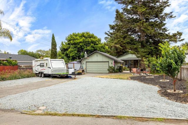 18 Lower Cutter Drive, Watsonville, CA 95076