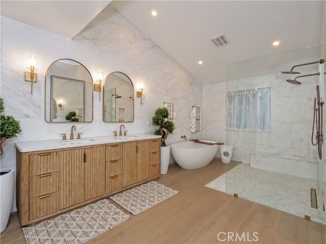 32551 Seacliff Drive, Rancho Palos Verdes, CA 90275