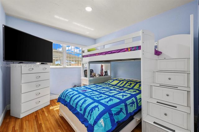 8631 SW 16th Ter, Miami, FL 33155