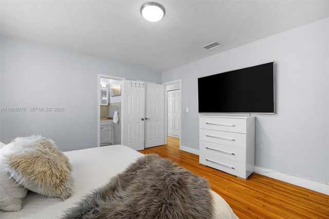 8631 SW 16th Ter, Miami, FL 33155