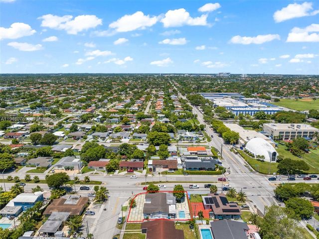 8631 SW 16th Ter, Miami, FL 33155