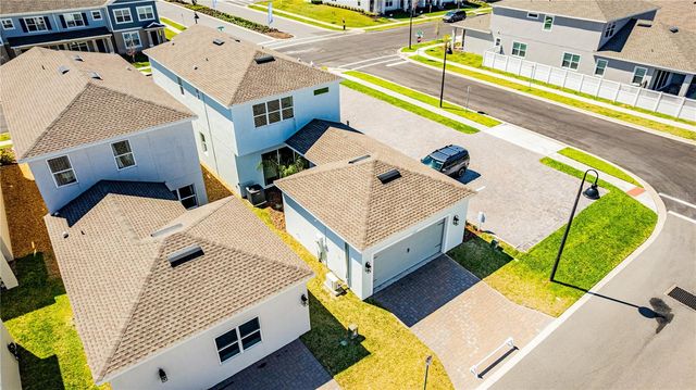 15197 BLUE PEACOCK LANE, Winter Garden, FL 34787