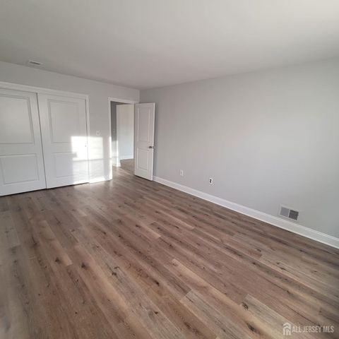 1617 N Raspberry Court, Edison, NJ 08817