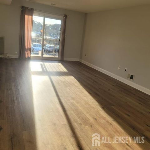 1617 N Raspberry Court, Edison, NJ 08817