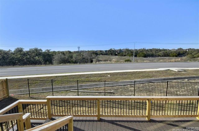 1418 Lytham Park, Bulverde, TX 78163