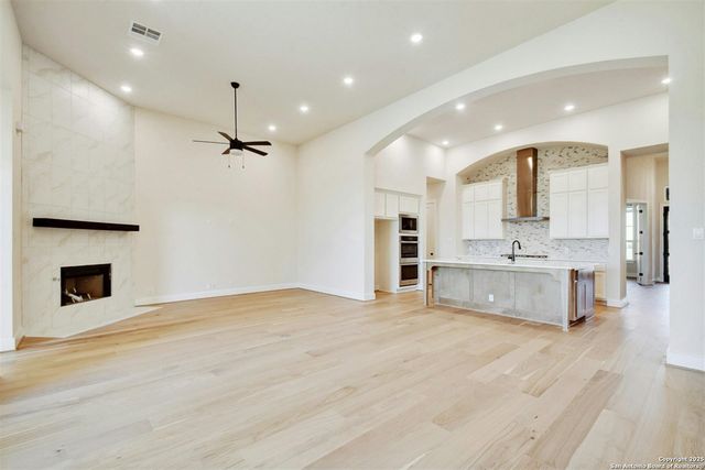 1418 Lytham Park, Bulverde, TX 78163