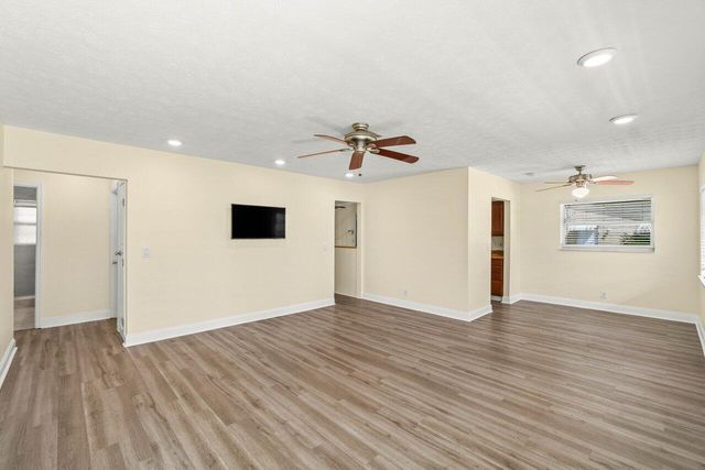 640 Jaeger Drive, Delray Beach, FL 33444