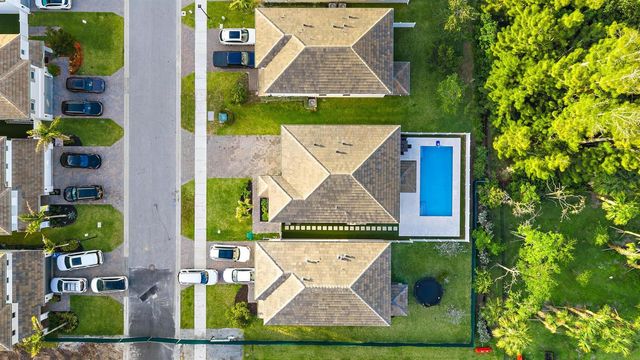 18452 Glenstone Street, Jupiter, FL 33458