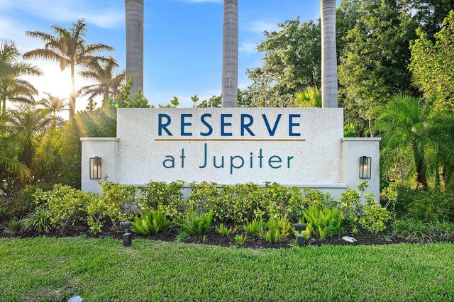 18452 Glenstone Street, Jupiter, FL 33458