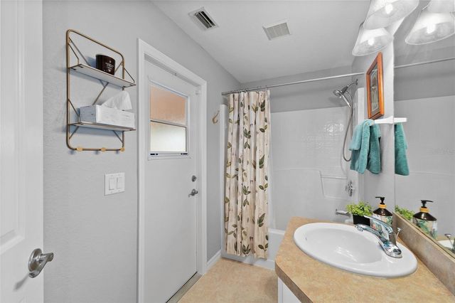 1877 ZUYDER TERRACE, North Port, FL 34286