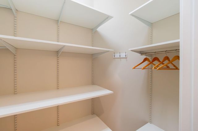 7708 Maywood Crest Dr, Palm Beach Gardens, FL 33412