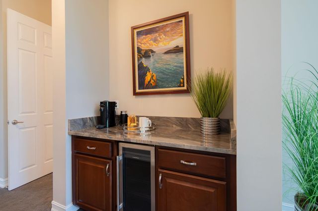 7708 Maywood Crest Dr, Palm Beach Gardens, FL 33412