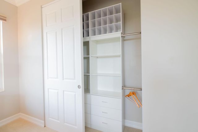 7708 Maywood Crest Dr, Palm Beach Gardens, FL 33412