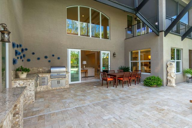 7708 Maywood Crest Dr, Palm Beach Gardens, FL 33412