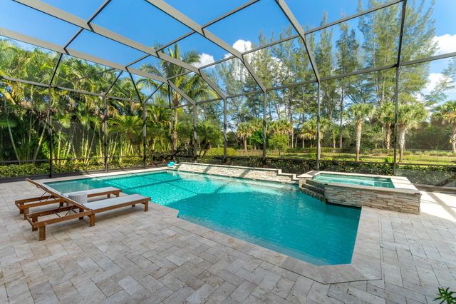 7708 Maywood Crest Dr, Palm Beach Gardens, FL 33412