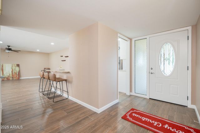 10870 W CLAIR Drive, Sun City, AZ 85351