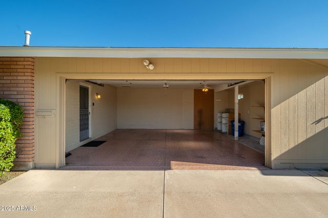 10870 W CLAIR Drive, Sun City, AZ 85351