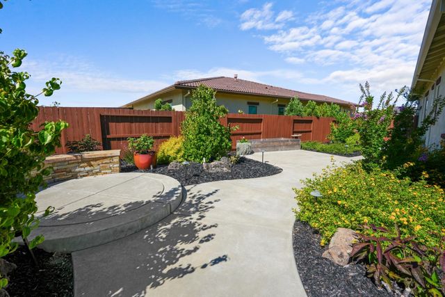 3335 Calypso Cir, El Dorado Hills, CA 95762