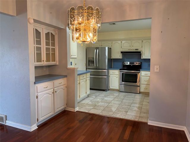 415 W Curtis Drive, Midwest City, OK 73110