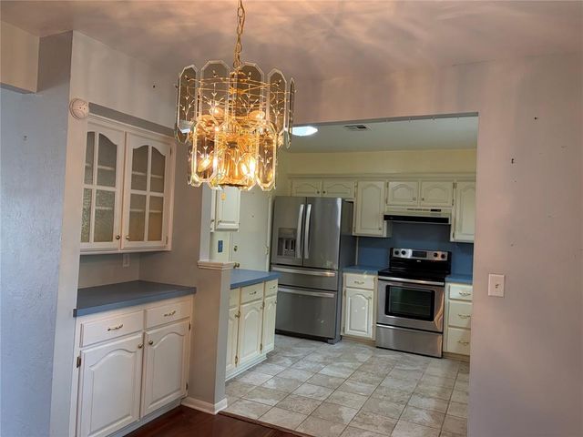 415 W Curtis Drive, Midwest City, OK 73110