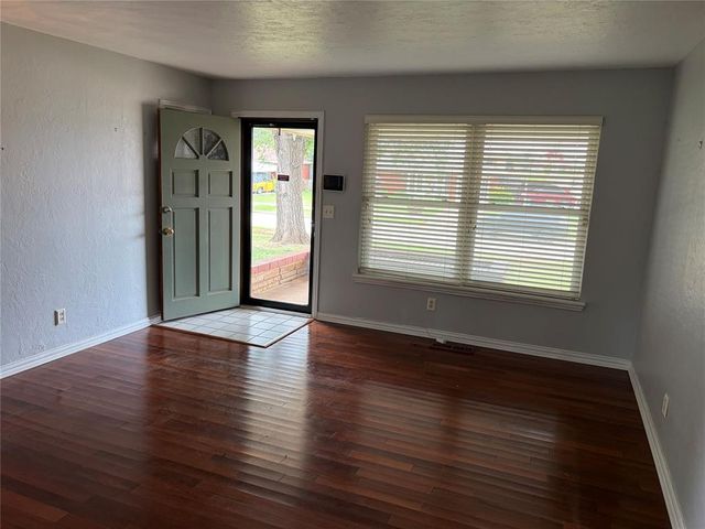 415 W Curtis Drive, Midwest City, OK 73110