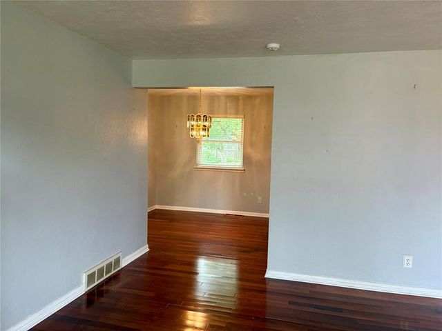 415 W Curtis Drive, Midwest City, OK 73110