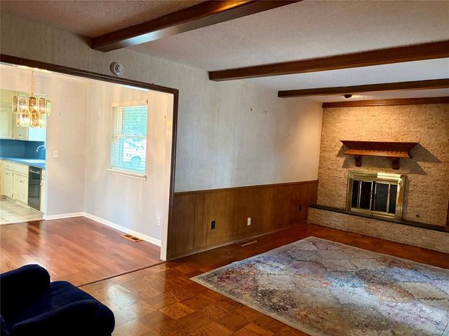 415 W Curtis Drive, Midwest City, OK 73110