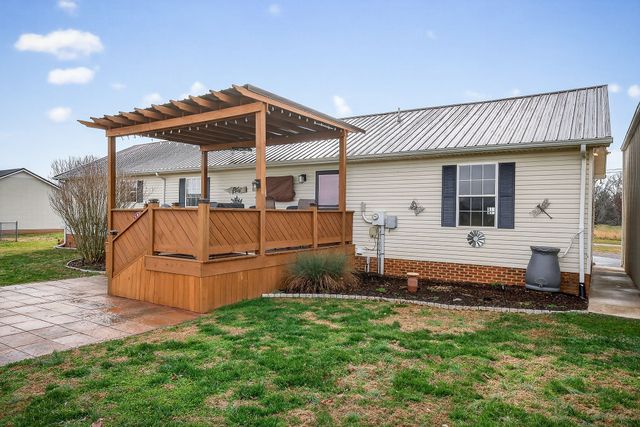 1445 Tom Grissom Rd, Morrison, TN 37357