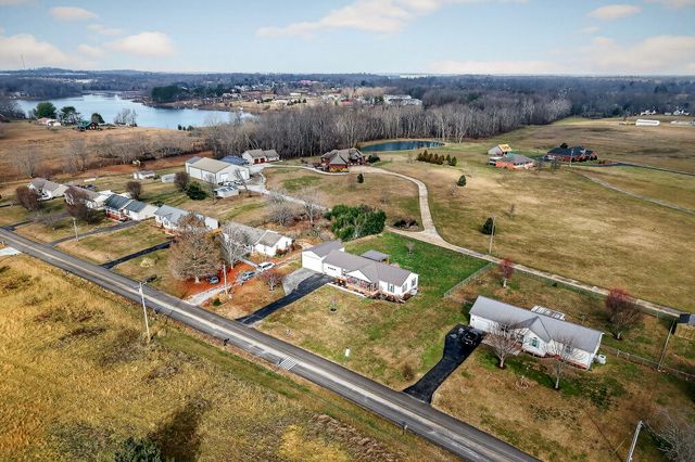 1445 Tom Grissom Rd, Morrison, TN 37357